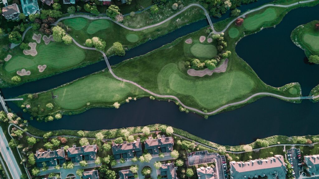 Seven Bridges Golf Course details