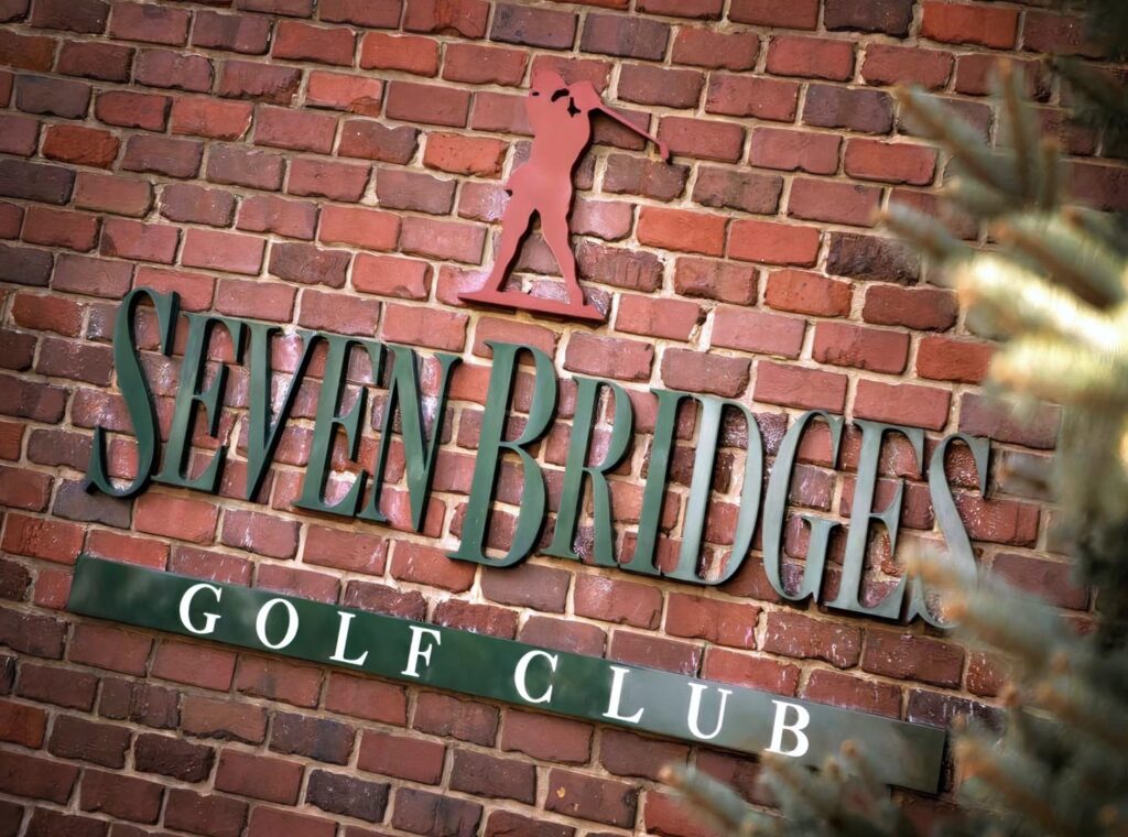Seven Bridges Golf course Woodridge IL